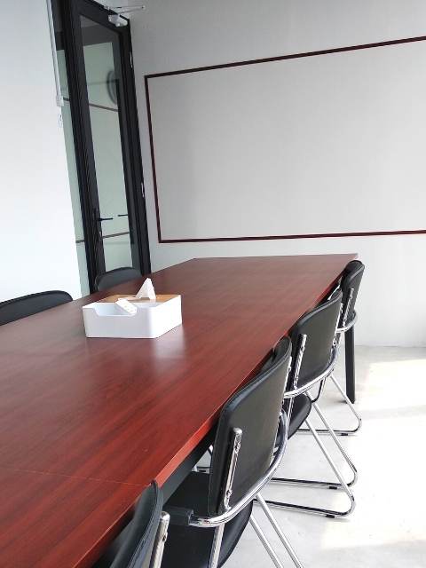 virtual-office-jakarta-utara-meeting-room-besar