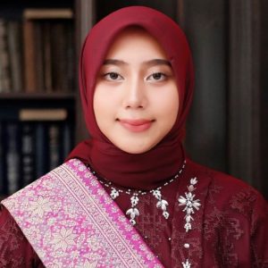 Picture of Dini Andriani